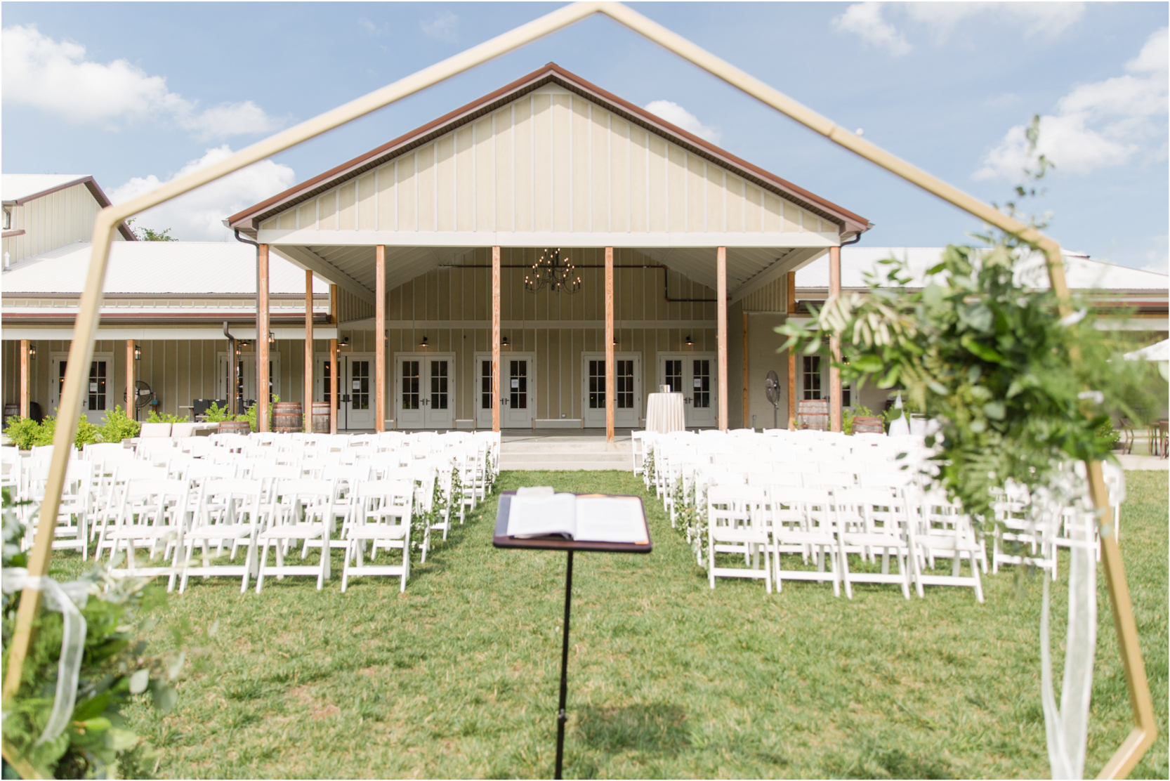 Kentucky Wedding Venue Hazelnut Farm Outdoor Ceremony Rolling Hills